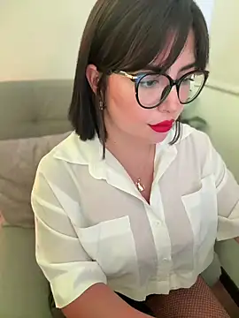 Snapshot of sukhakunis1 chatting on March 2, 2025, 12:25 pm sukhakunis1 online show from March 2, 2025, 12:25 pm