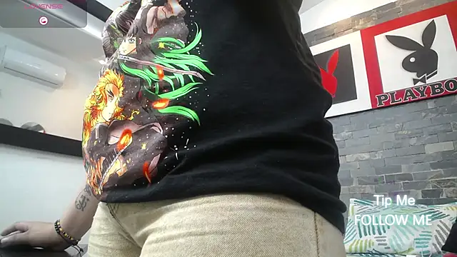 Snapshot of dayadubey_ chatting on November 21, 2025, 10:03 am dayadubey online show from November 21, 2025, 10:03 am