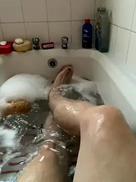 Russell1508 online show from November 10, 2025, 3:06 pm