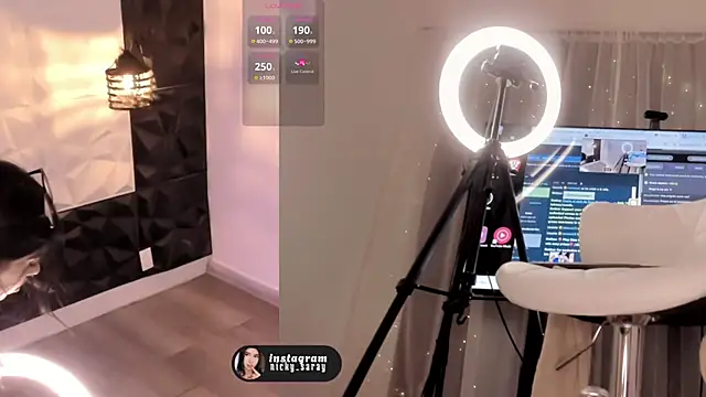 nickky   online show from October 18, 2025, 6:10 pm