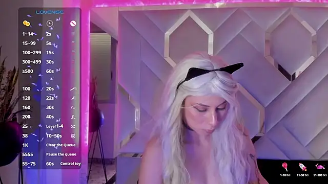 Sara Foxx1 online show from September 14, 2025, 8:31 pm