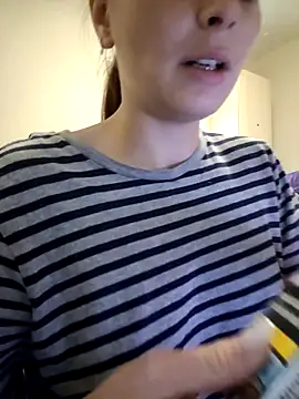 Perversdemlni online show from November 9, 2025, 10:19 am