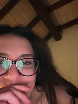 Its Jade online show from January 13, 2025, 9:52 pm