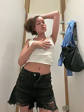 nicole111 online show from June 10, 2026, 9:54 am