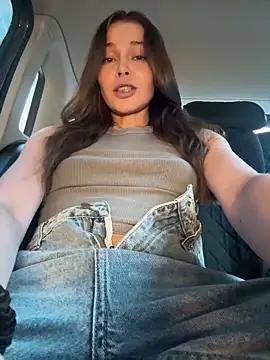 Snapshot of nicole111 chatting on October 17, 2025, 1:35 pm nicole111 online show from October 17, 2025, 1:35 pm