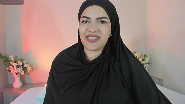 Snapshot of Umarani_ chatting on May 19, 2026, 6:37 pm Umarani online show from May 19, 2026, 6:37 pm