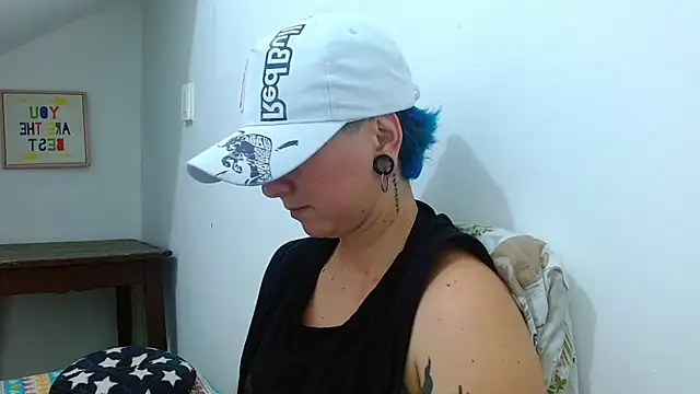 tomboyblue online show from March 27, 2026, 11:38 pm