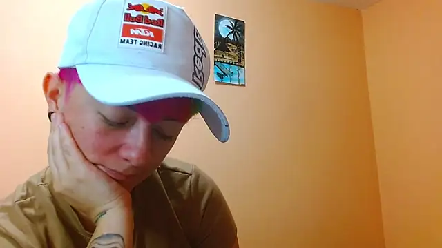 Snapshot of tomboyblue chatting on July 25, 2026, 5:30 pm tomboyblue online show from July 25, 2026, 5:30 pm