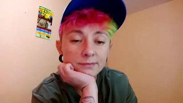 Snapshot of tomboyblue chatting on July 17, 2026, 9:12 pm tomboyblue online show from July 17, 2026, 9:12 pm