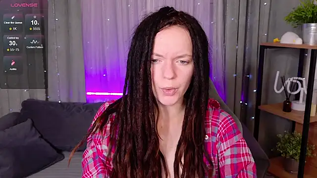 Snapshot of CoreyJane chatting on November 12, 2025, 5:00 am CoreyJane online show from November 12, 2025, 5:00 am