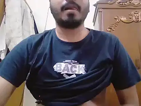 Snapshot of desiboyasif chatting on February 25, 2026, 7:14 pm desiboyasif online show from February 25, 2026, 7:14 pm