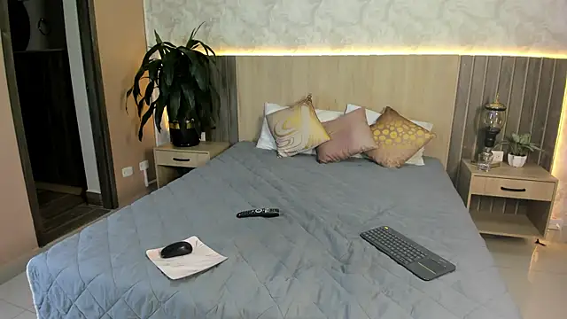 Snapshot of rebeca_cortez_ chatting on July 3, 2026, 3:07 pm rebeca cortez online show from July 3, 2026, 3:07 pm
