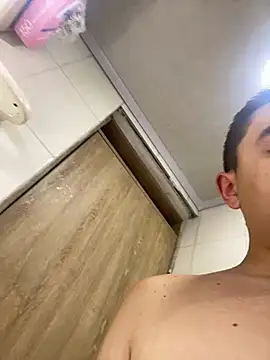 DanielGomez9 online show from January 29, 2025, 12:24 pm