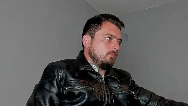 Snapshot of Master_Mark_Wayne chatting on October 20, 2025, 12:24 am Master Mark Wayne online show from October 20, 2025, 12:24 am