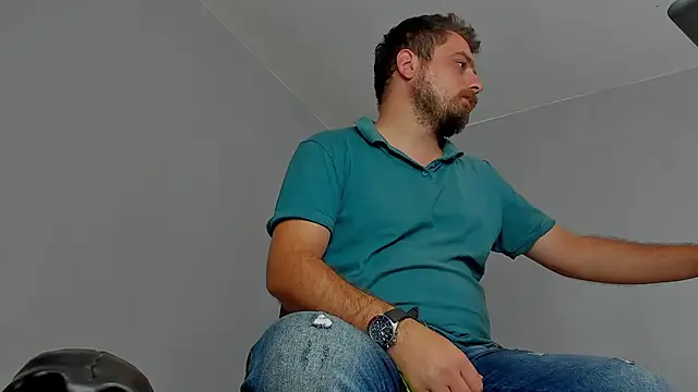 Snapshot of Master_Mark_Wayne chatting on October 31, 2025, 11:29 am Master Mark Wayne online show from October 31, 2025, 11:29 am