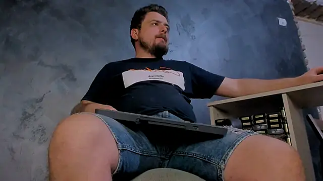 Master Mark Wayne online show from April 18, 2026, 8:42 pm