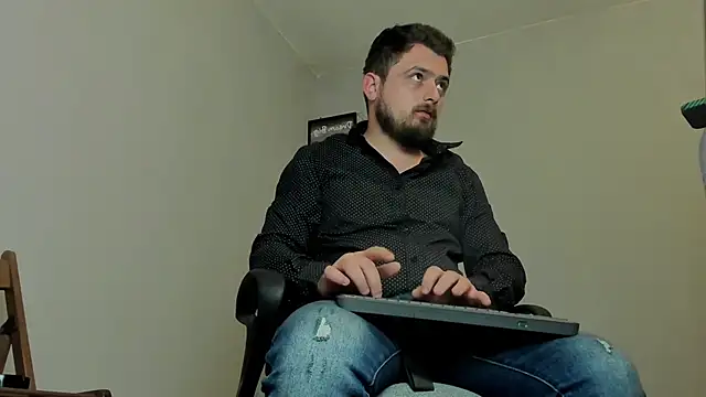 Snapshot of Master_Mark_Wayne chatting on November 22, 2025, 9:24 pm Master Mark Wayne online show from November 22, 2025, 9:24 pm