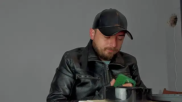 Snapshot of Master_Mark_Wayne chatting on November 6, 2025, 11:36 am Master Mark Wayne online show from November 6, 2025, 11:36 am