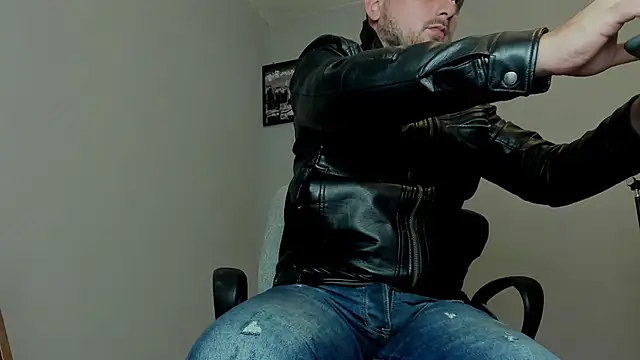 Snapshot of Master_Mark_Wayne chatting on November 30, 2025, 2:40 pm Master Mark Wayne online show from November 30, 2025, 2:40 pm