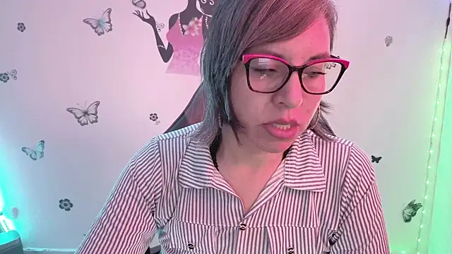 Lady breaks hearts online show from March 26, 2026, 12:47 pm