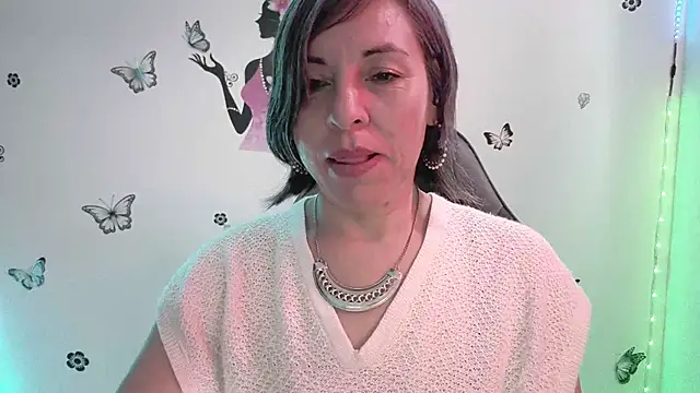 Lady breaks hearts online show from March 6, 2026, 12:55 pm