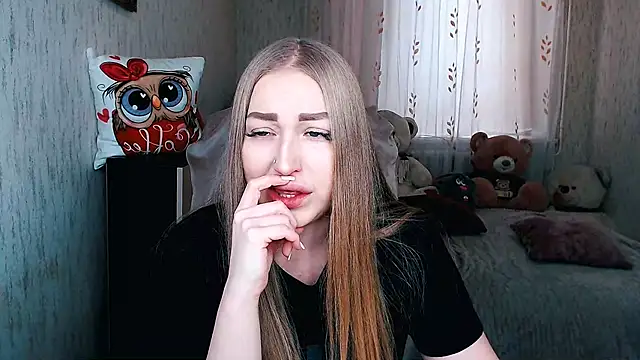 Snapshot of _KittyBoo chatting on February 20, 2026, 10:06 am KittyBoo online show from February 20, 2026, 10:06 am