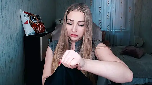 Snapshot of _KittyBoo chatting on January 6, 2026, 11:14 am KittyBoo online show from January 6, 2026, 11:14 am