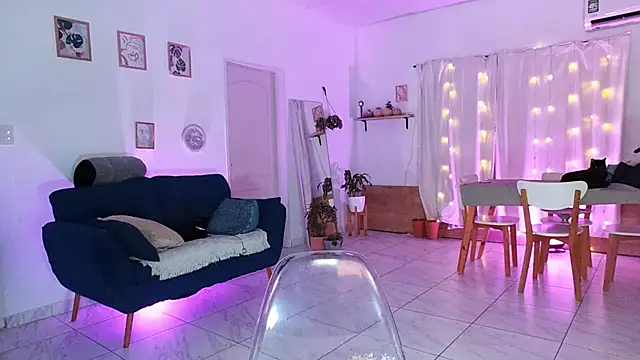 Snapshot of Melisa_cream chatting on September 15, 2025, 2:45 am Melisa cream online show from September 15, 2025, 2:45 am