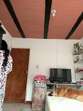 ViolettaSummer online show from April 13, 2026, 1:37 pm