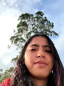 Snapshot of ViolettaSummer chatting on November 23, 2025, 12:04 pm ViolettaSummer online show from November 23, 2025, 12:04 pm