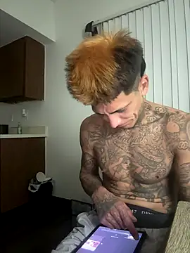 Papinine6 online show from December 14, 2025, 8:20 am