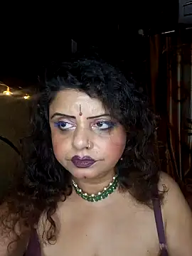 Snapshot of Maaya66 chatting on January 15, 2025, 12:09 am Maaya66 online show from January 15, 2025, 12:09 am