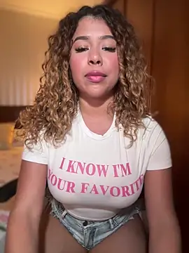 Snapshot of LEONCITA_ chatting on October 16, 2025, 7:33 pm LEONCITA online show from October 16, 2025, 7:33 pm