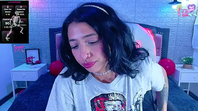 REDHOTTER  online show from March 4, 2026, 7:43 pm