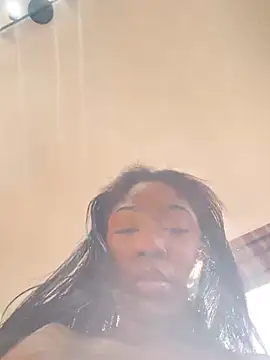 hotcoco28 online show from February 23, 2025, 4:13 pm