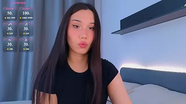 Snapshot of Kaia_Sunshine_Mia chatting on June 20, 2026, 2:11 pm Kaia Sunshine Mia online show from June 20, 2026, 2:11 pm