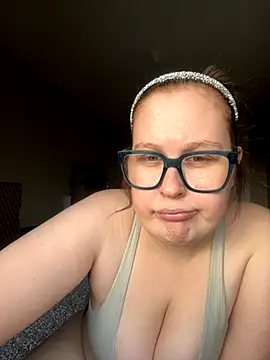 Misssmilf online show from November 2, 2025, 11:59 am