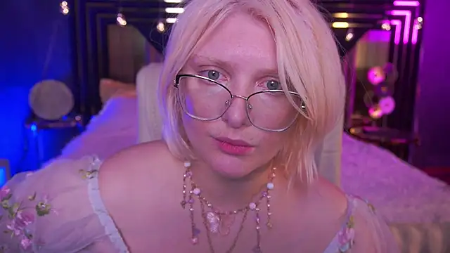 CoolTatis online show from March 30, 2026, 7:10 am