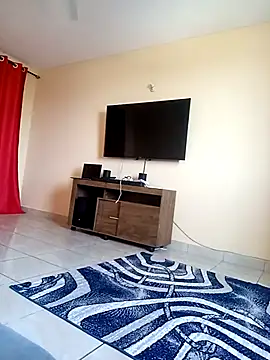 zainabsmile online show from November 8, 2025, 7:23 am