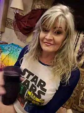 annika lately online show from February 22, 2026, 2:03 am