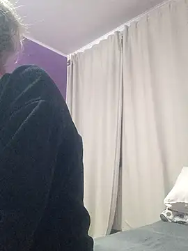 BritneyHudson online show from October 26, 2025, 3:07 am