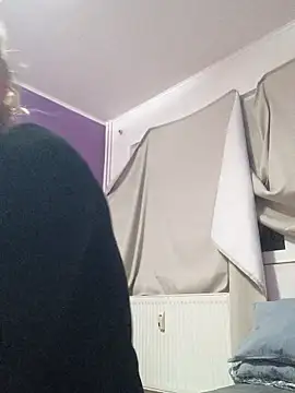 BritneyHudson online show from December 22, 2025, 4:56 am