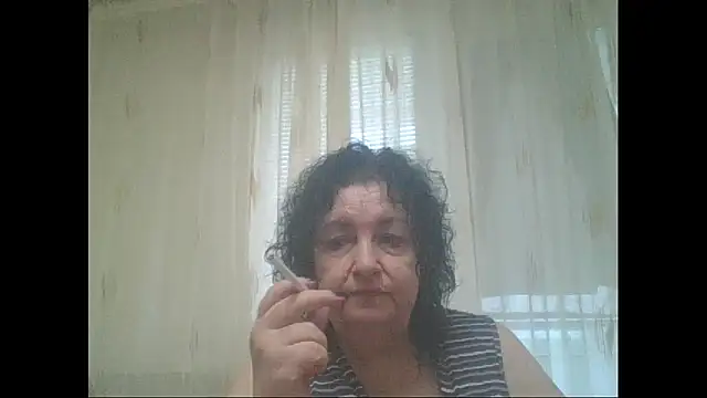 Snapshot of maturekorine chatting on June 22, 2026, 3:20 pm maturekorine online show from June 22, 2026, 3:20 pm