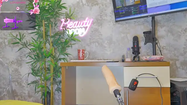 Snapshot of YourBurnWish chatting on January 12, 2026, 8:15 pm YourBurnWish online show from January 12, 2026, 8:15 pm