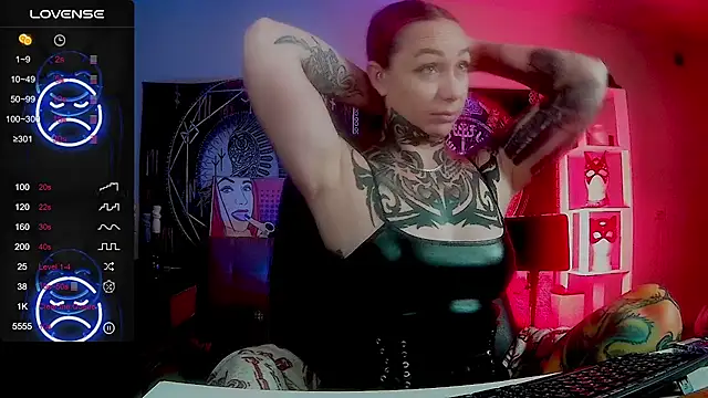 Snapshot of miss_jenna_lovee chatting on November 27, 2025, 12:33 am miss jenna lovee online show from November 27, 2025, 12:33 am