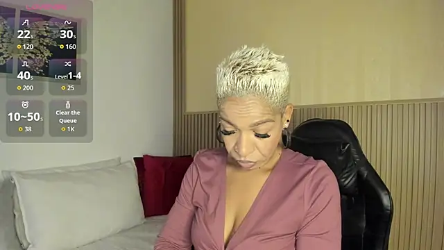 summer night  online show from September 18, 2025, 11:46 am