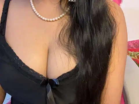 Snapshot of roshni-5 chatting on June 11, 2026, 6:32 am roshni-5 online show from June 11, 2026, 6:32 am