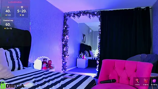 MashaReed  online show from April 3, 2026, 7:31 pm