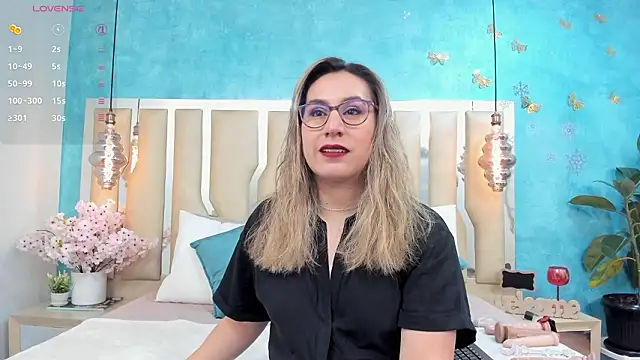 Snapshot of RubbyTaylor chatting on February 26, 2026, 2:39 pm RubbyTaylor online show from February 26, 2026, 2:39 pm