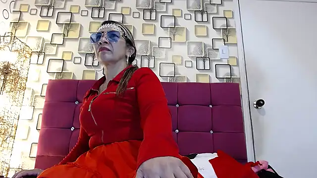 Snapshot of LITLESTAR chatting on October 1, 2025, 6:56 pm LITLESTAR online show from October 1, 2025, 6:56 pm